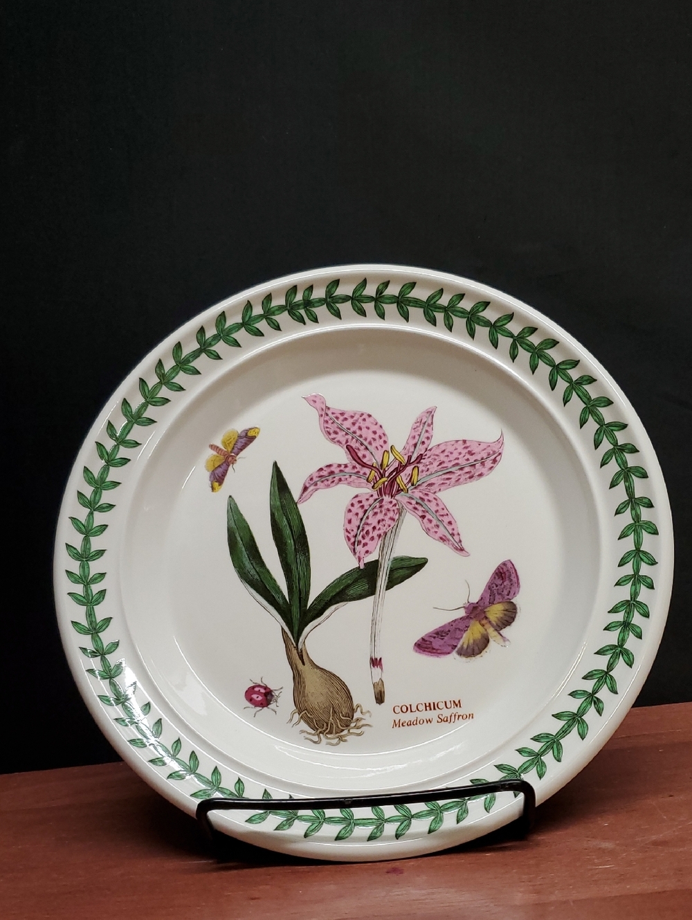 1972 The Botanic Garden Meadow Saffron 7.25" Bread Plate